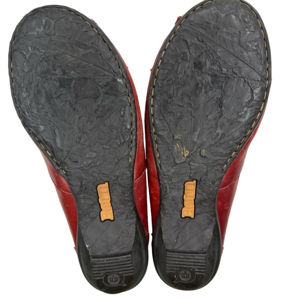 Born Red Leather Flats - Picture 6 of 7